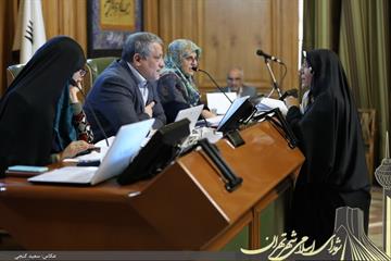 زهرا صدراعظم نوری در گفت و گو با خبرنگار مهر: اجاره بهای ۱۰۰ هزارتومانی برخی کیوسک‌های مطبوعات و گل در تهران